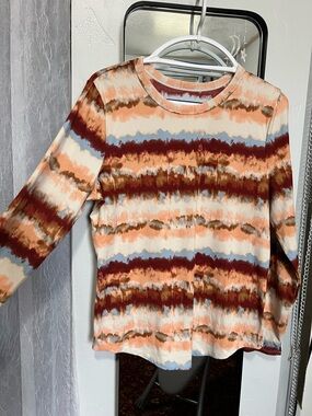 No Boundaries Ribbed Tie-Dye Crewneck in Rust, Peach & Light Blue